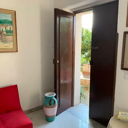 Casa Vacanza Donna Teresa *